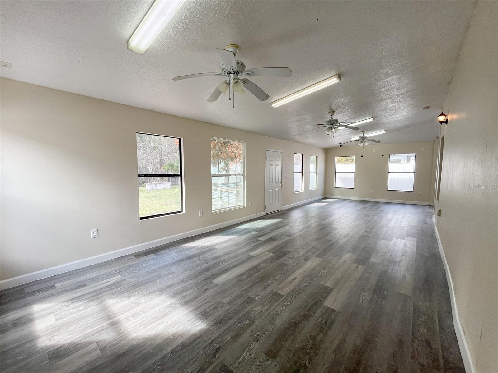 1902 Palmetto Pine Ln Property Photo 30