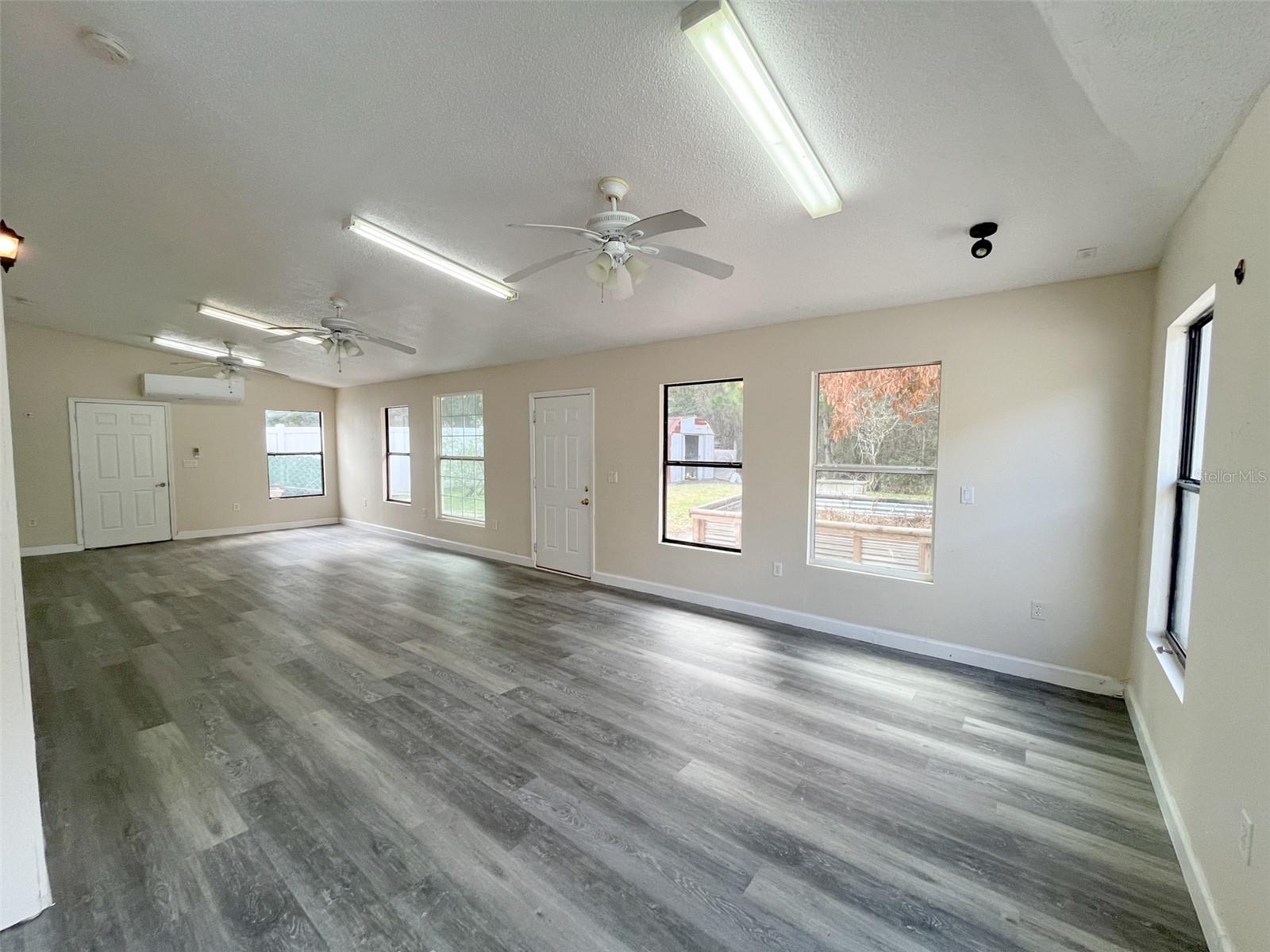 1902 Palmetto Pine Ln Property Photo 32