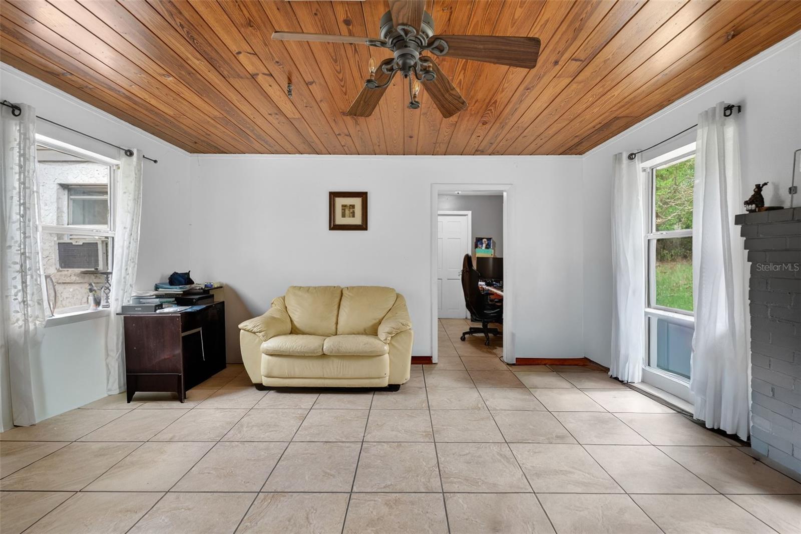 8023 Stone Rd Property Photo 3