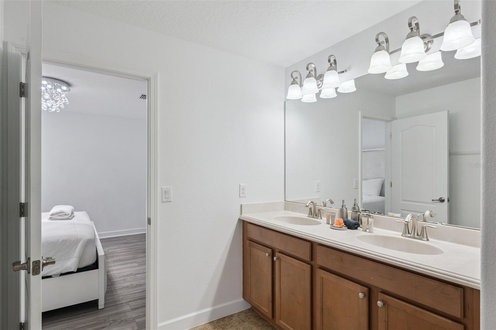 1430 Moon Valley Dr Property Photo 23