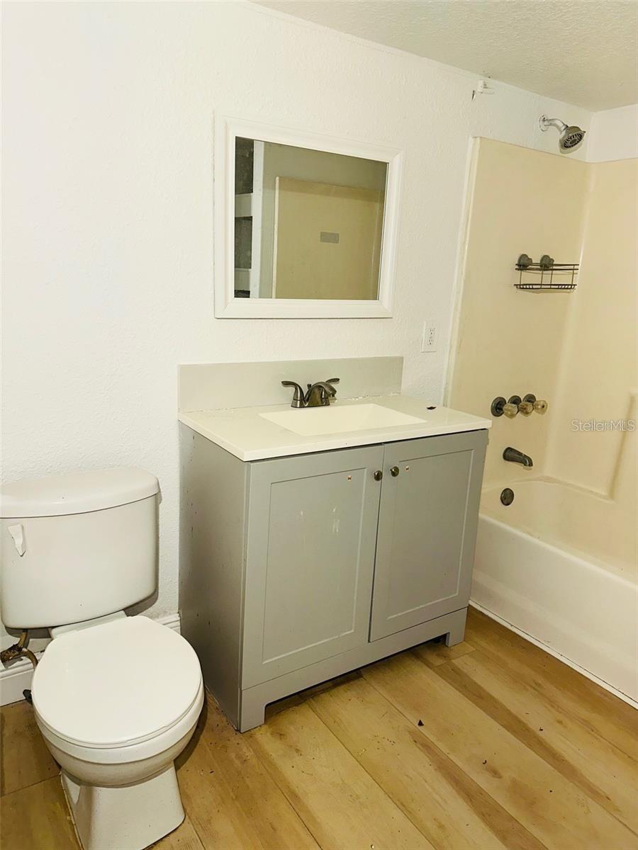 10221 Beam St Property Photo 3