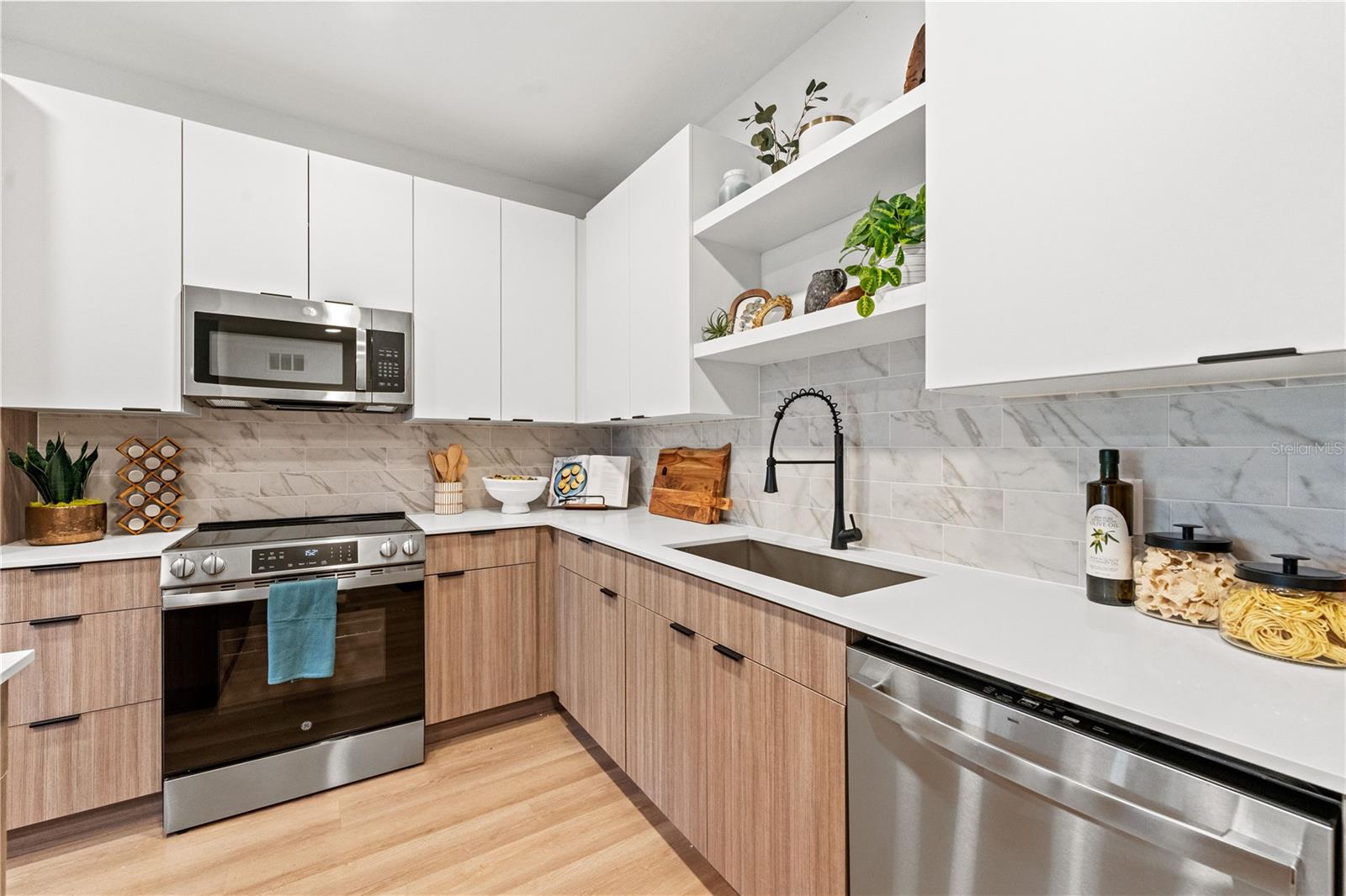 2285 Crown Village Rd #b3 Property Photo 11