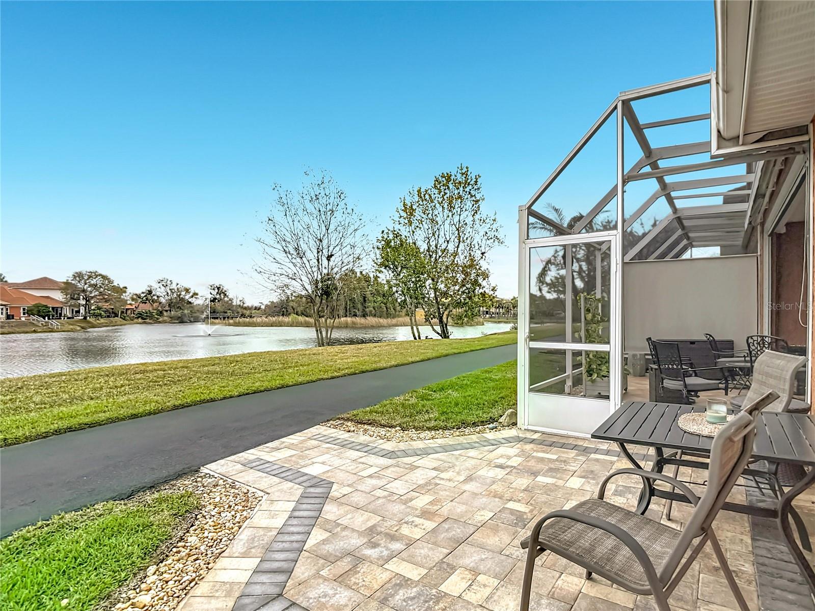 6828 Sombras Way Property Photo 3