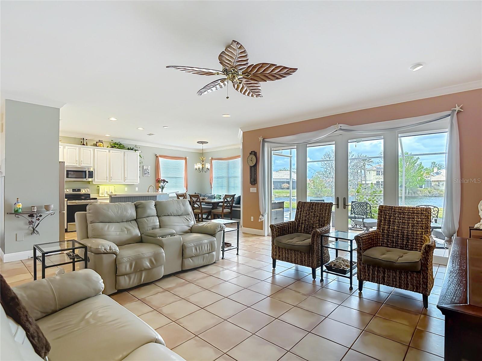 6828 Sombras Way Property Photo 8