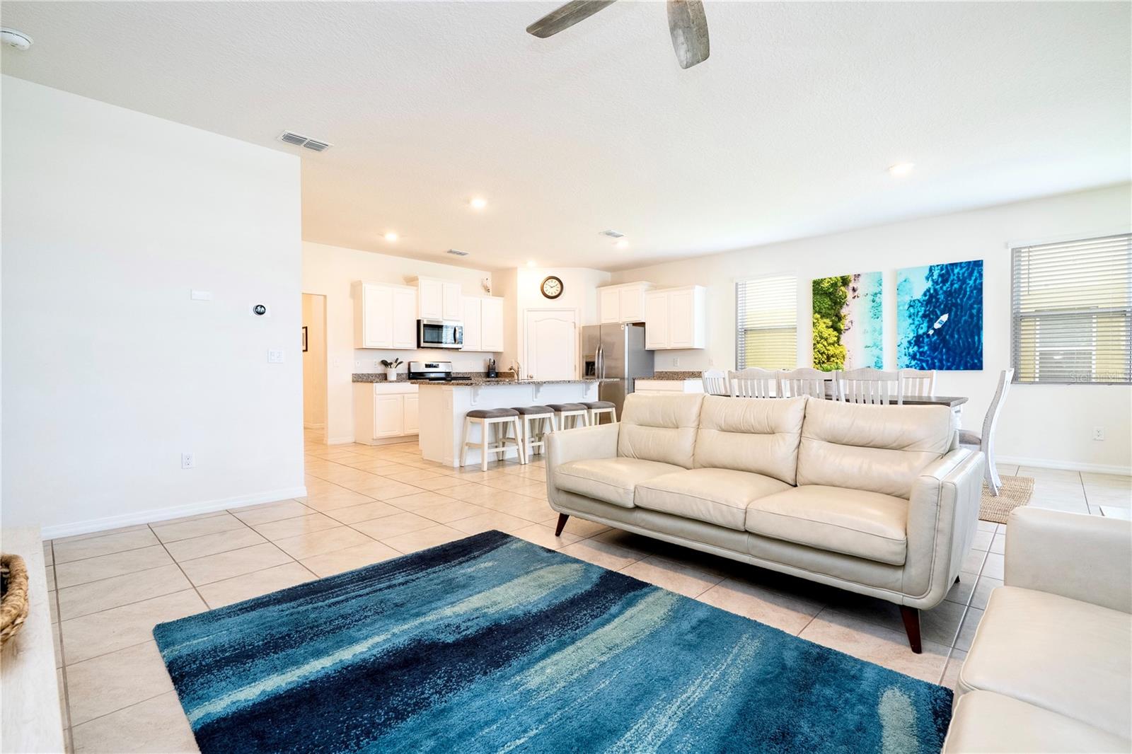7560 Oakmoss Loop Property Photo 10
