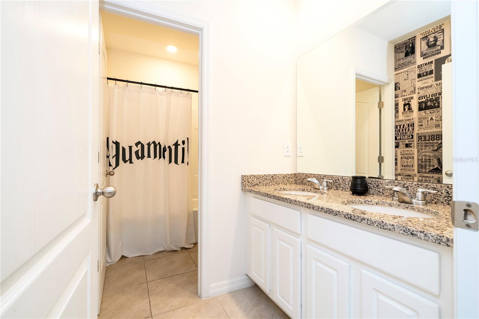 7560 Oakmoss Loop Property Photo 27
