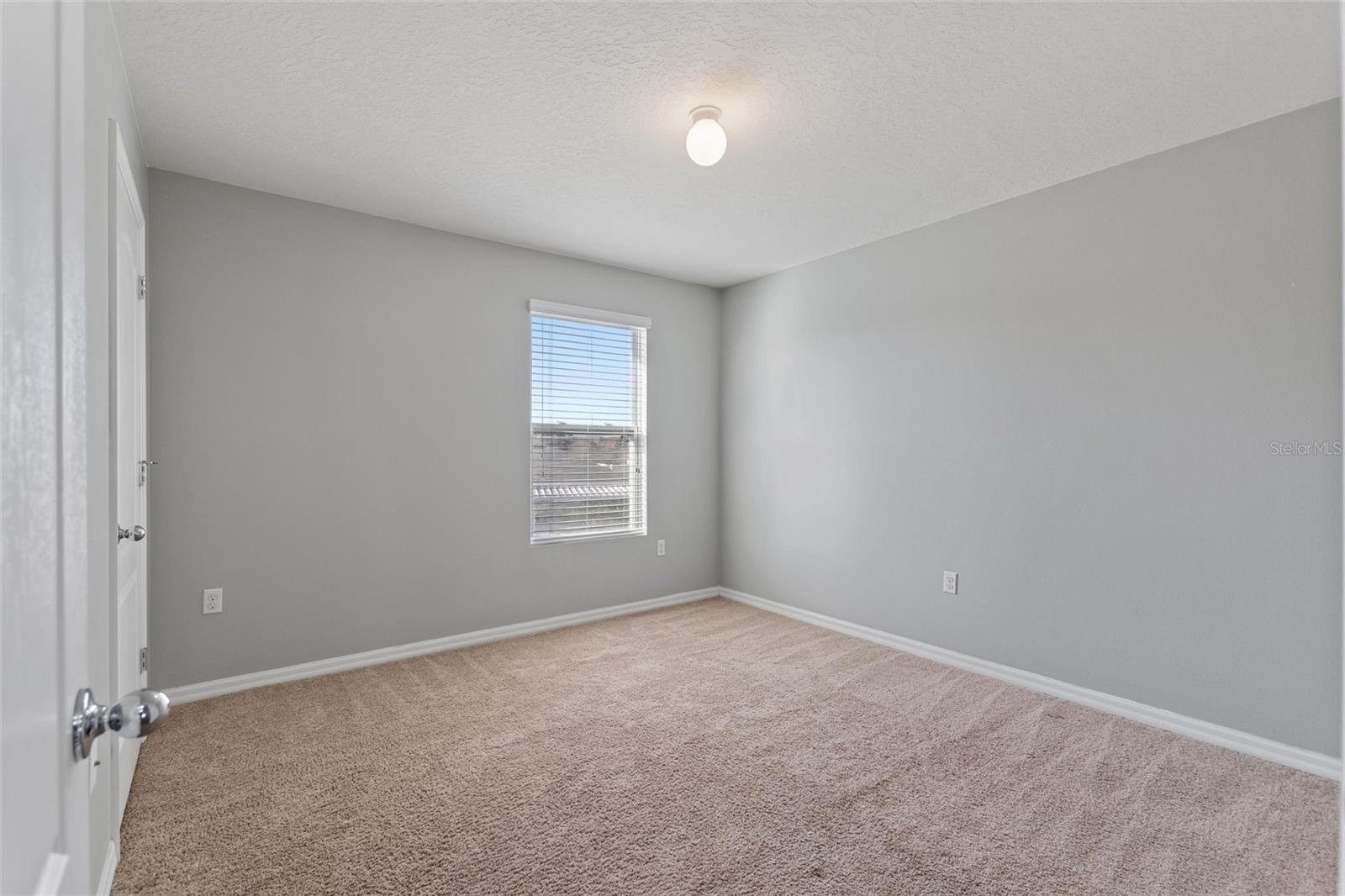 519 Oakhurst Way Property Photo 33