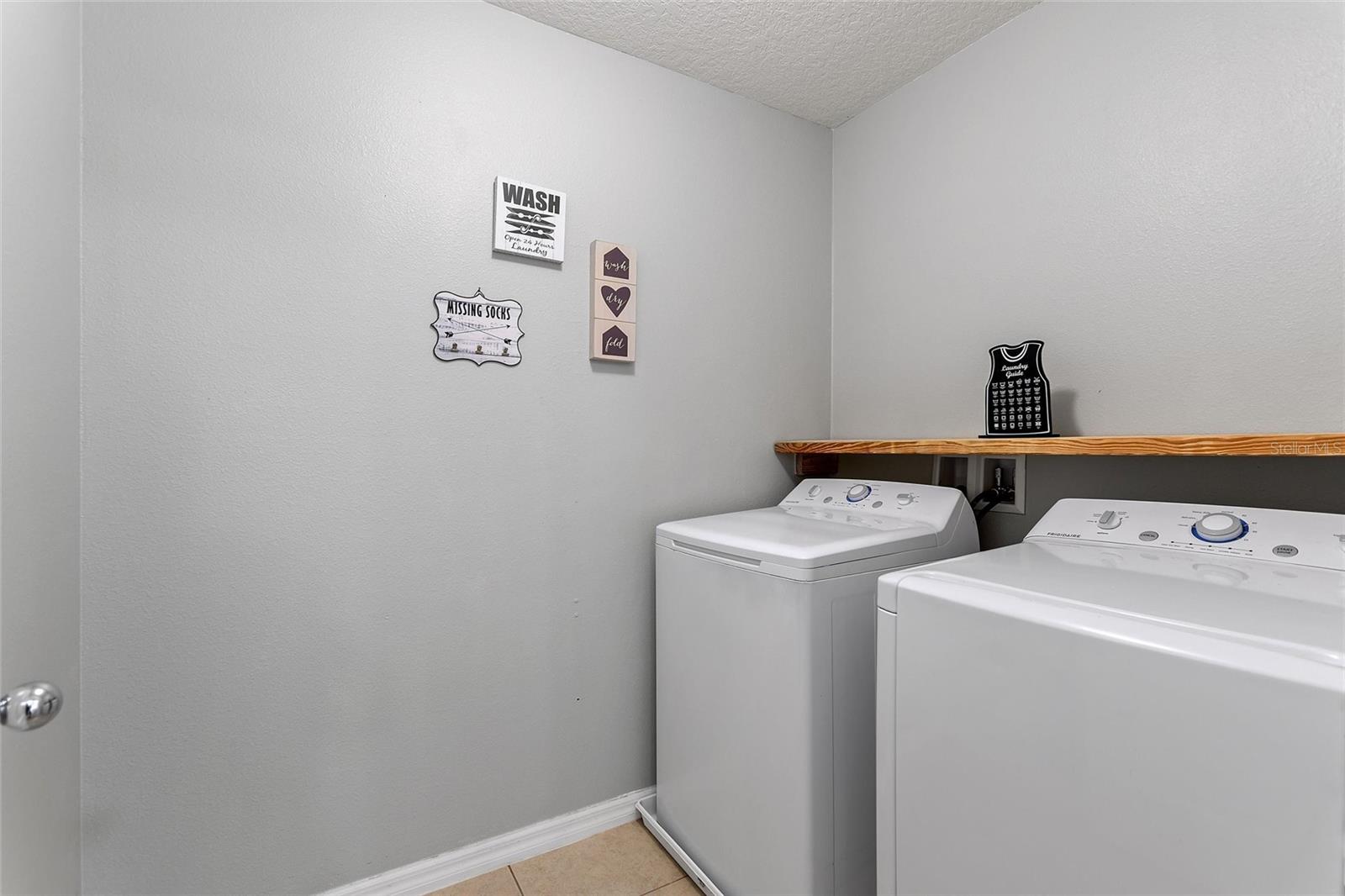 519 Oakhurst Way Property Photo 35
