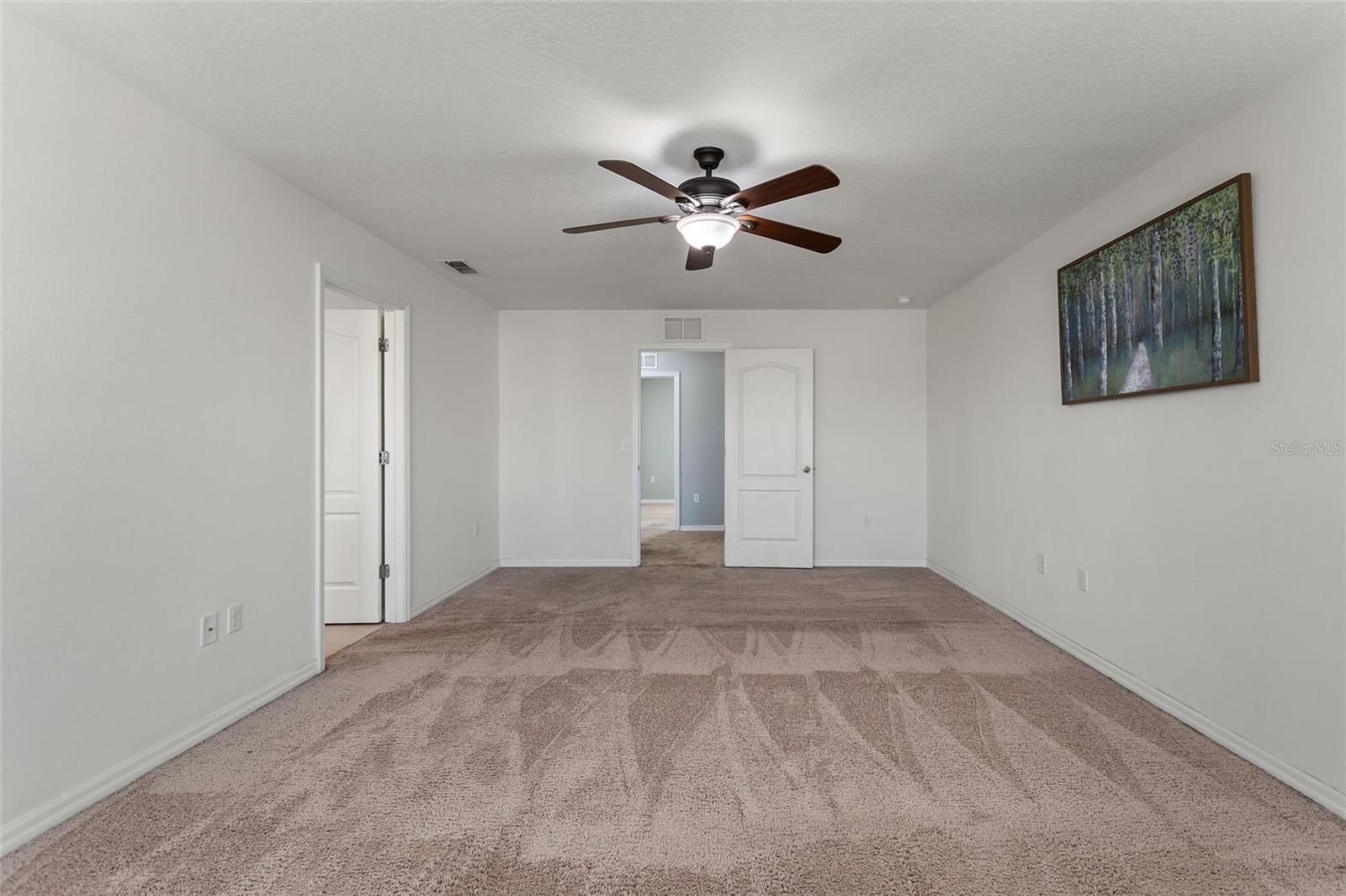 519 Oakhurst Way Property Photo 37