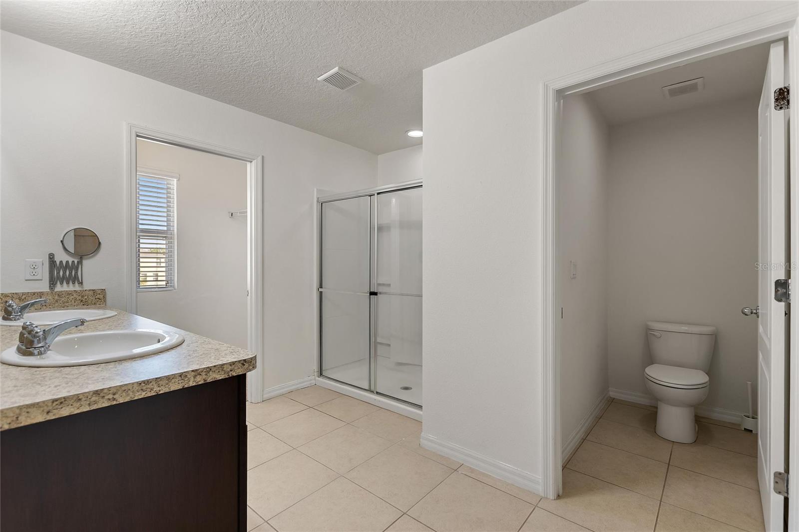 519 Oakhurst Way Property Photo 38