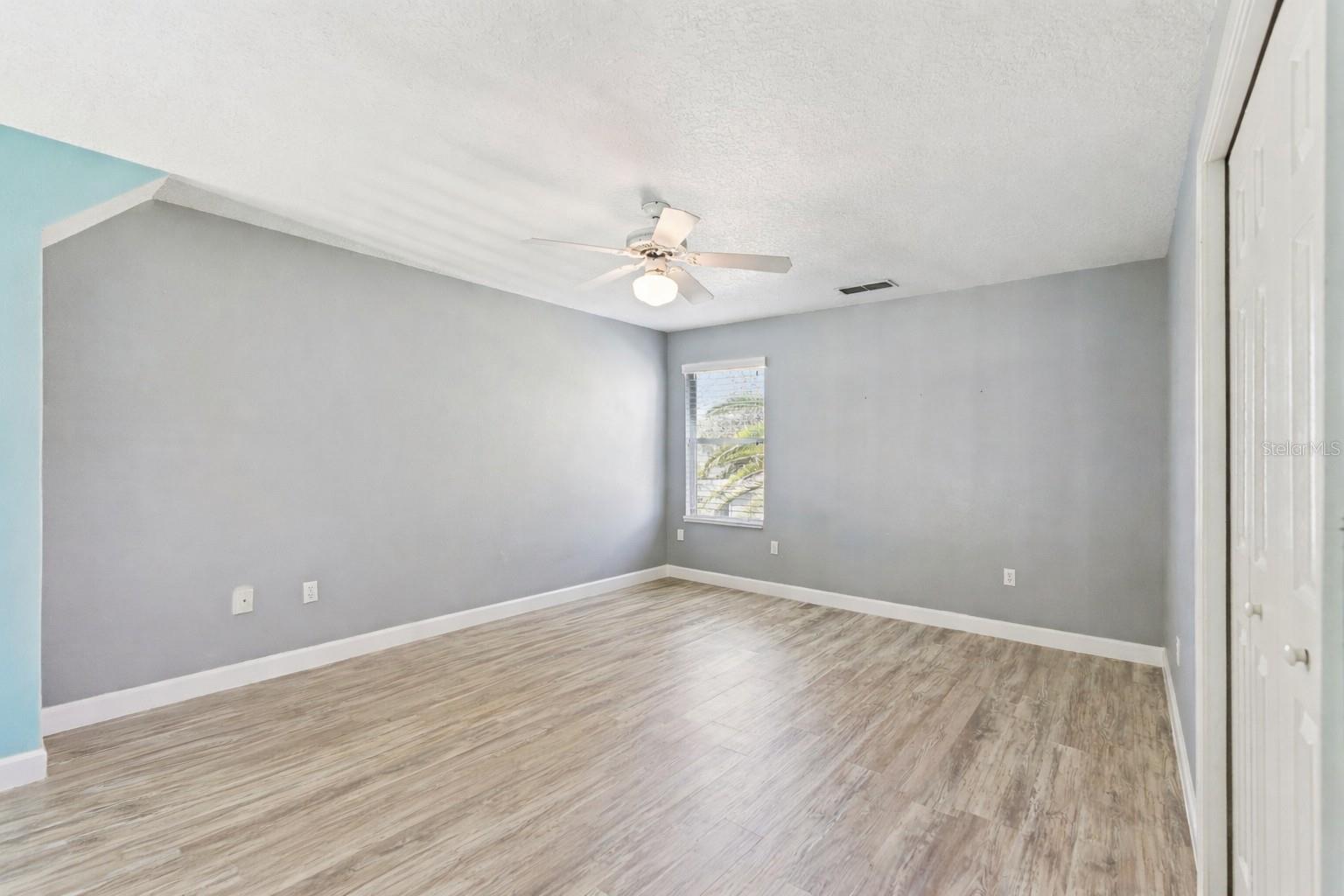 1483 Surrey Park Dr Property Photo 31