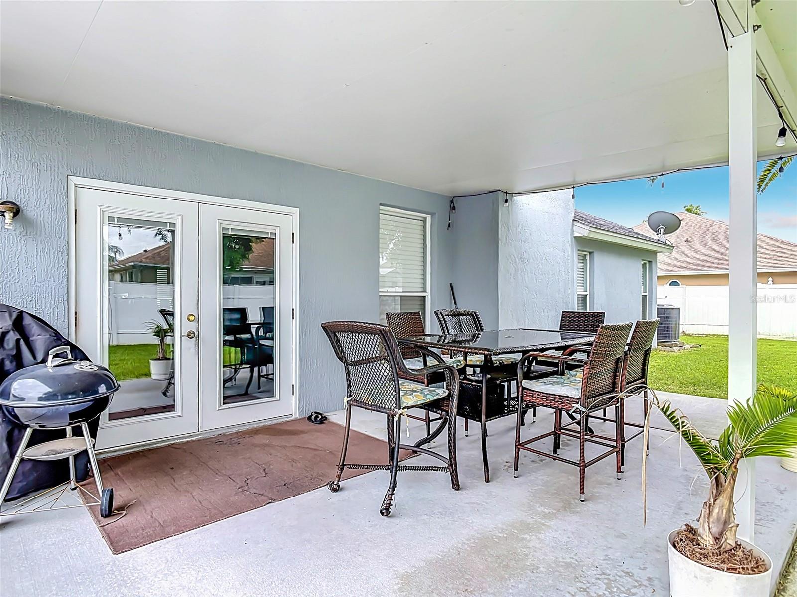 1483 Surrey Park Dr Property Photo 38