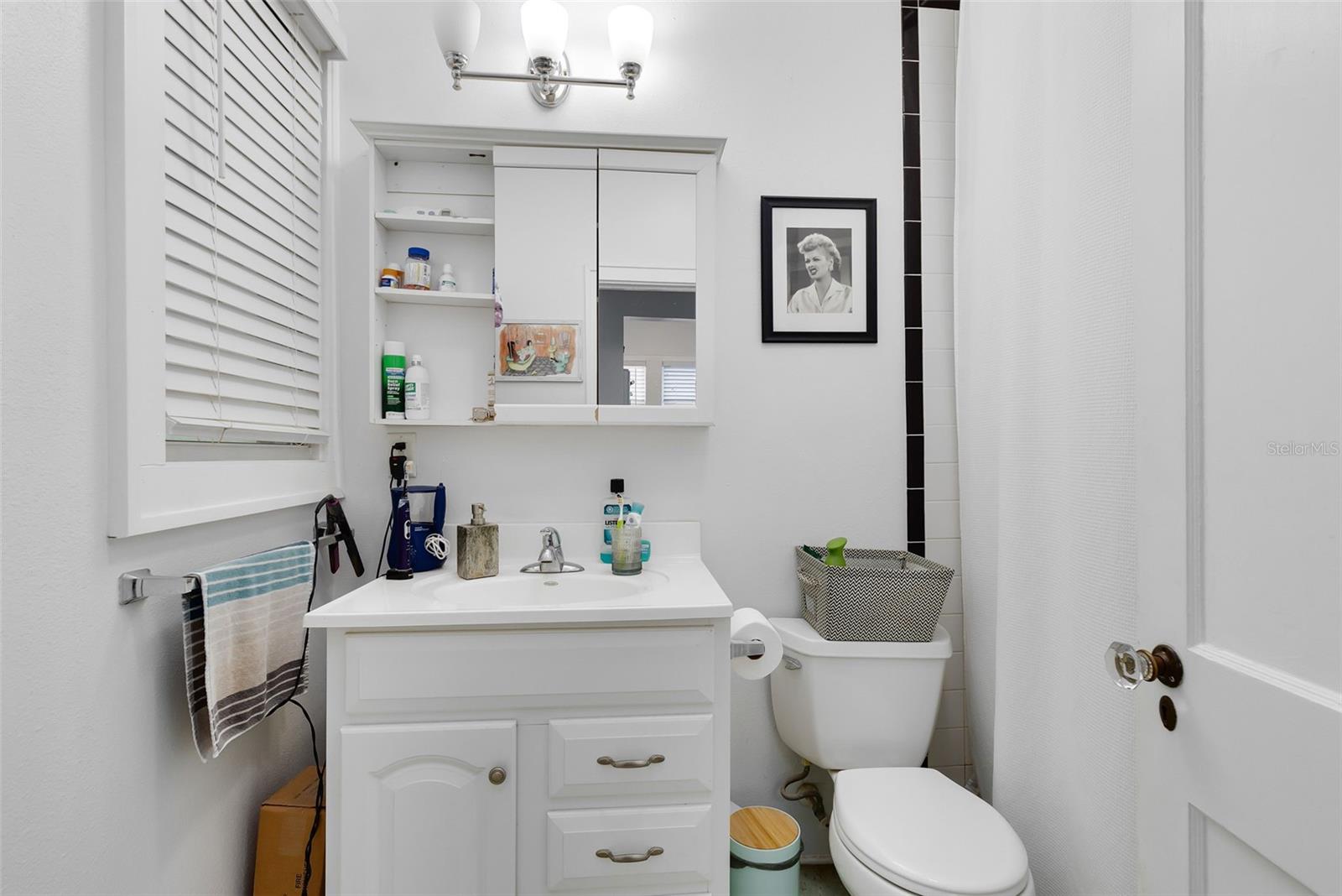 1415 E Amelia St Property Photo 8