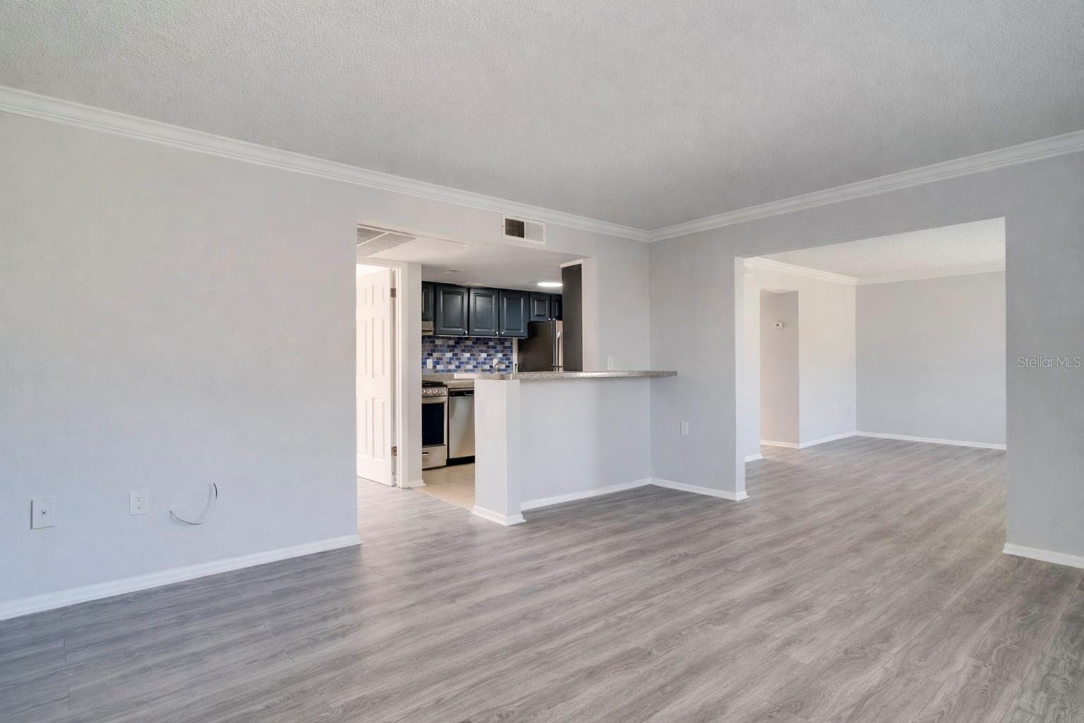 129 Blue Point Way #340 Property Photo 5