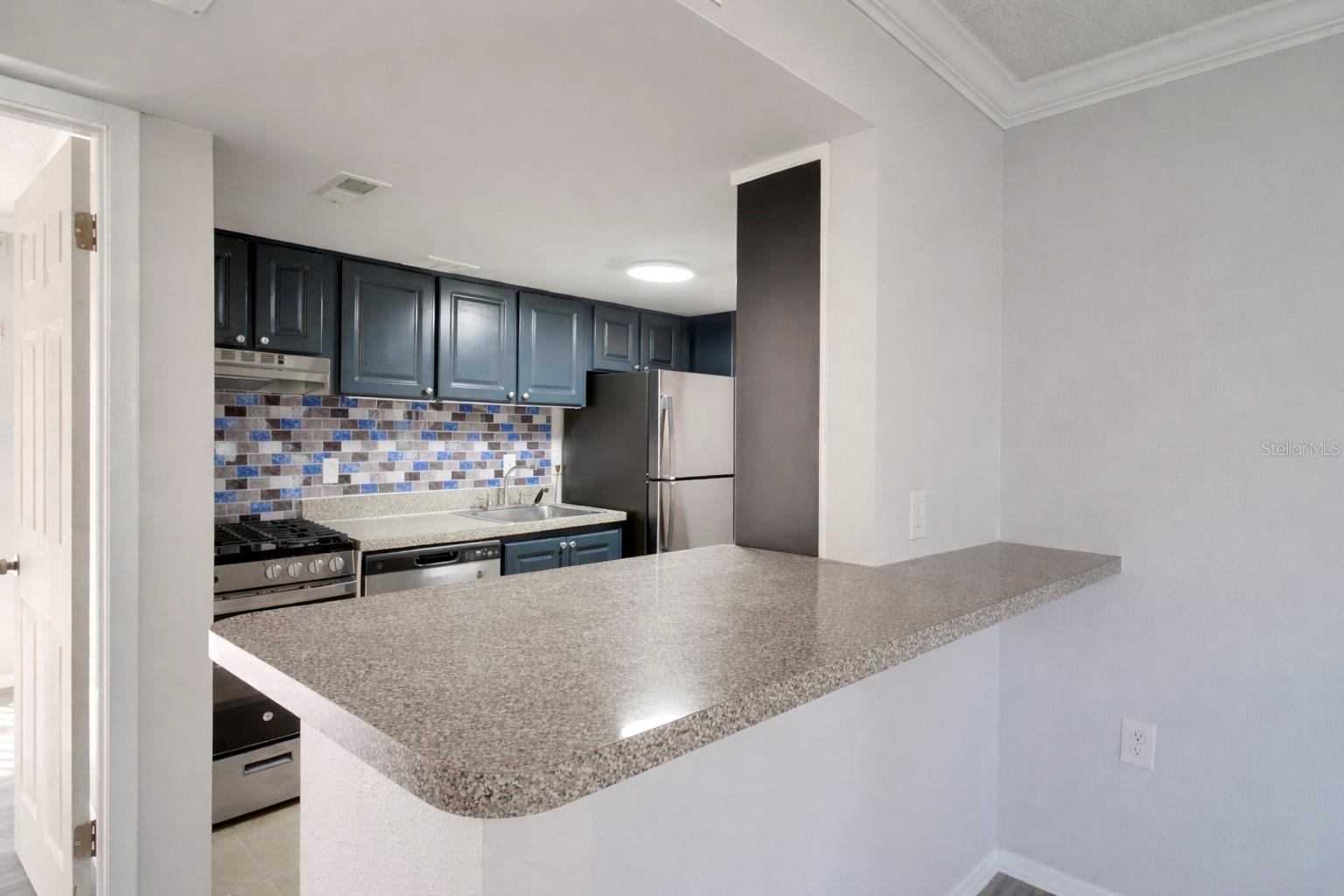 129 Blue Point Way #340 Property Photo 6