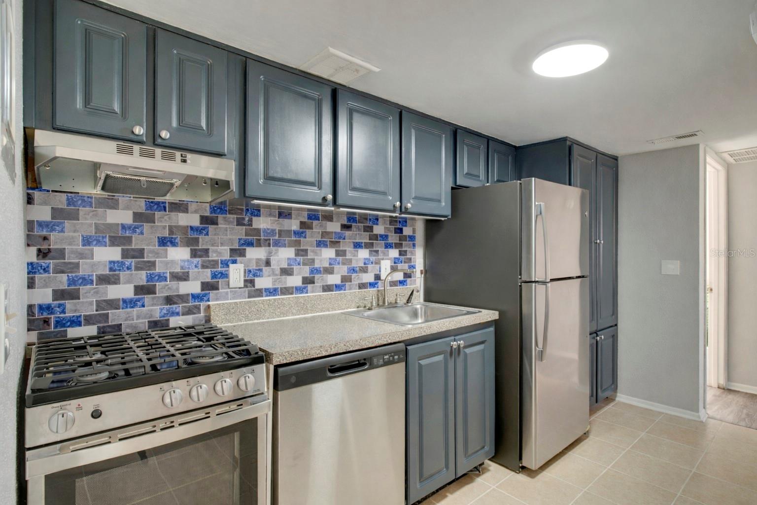 129 Blue Point Way #340 Property Photo 8