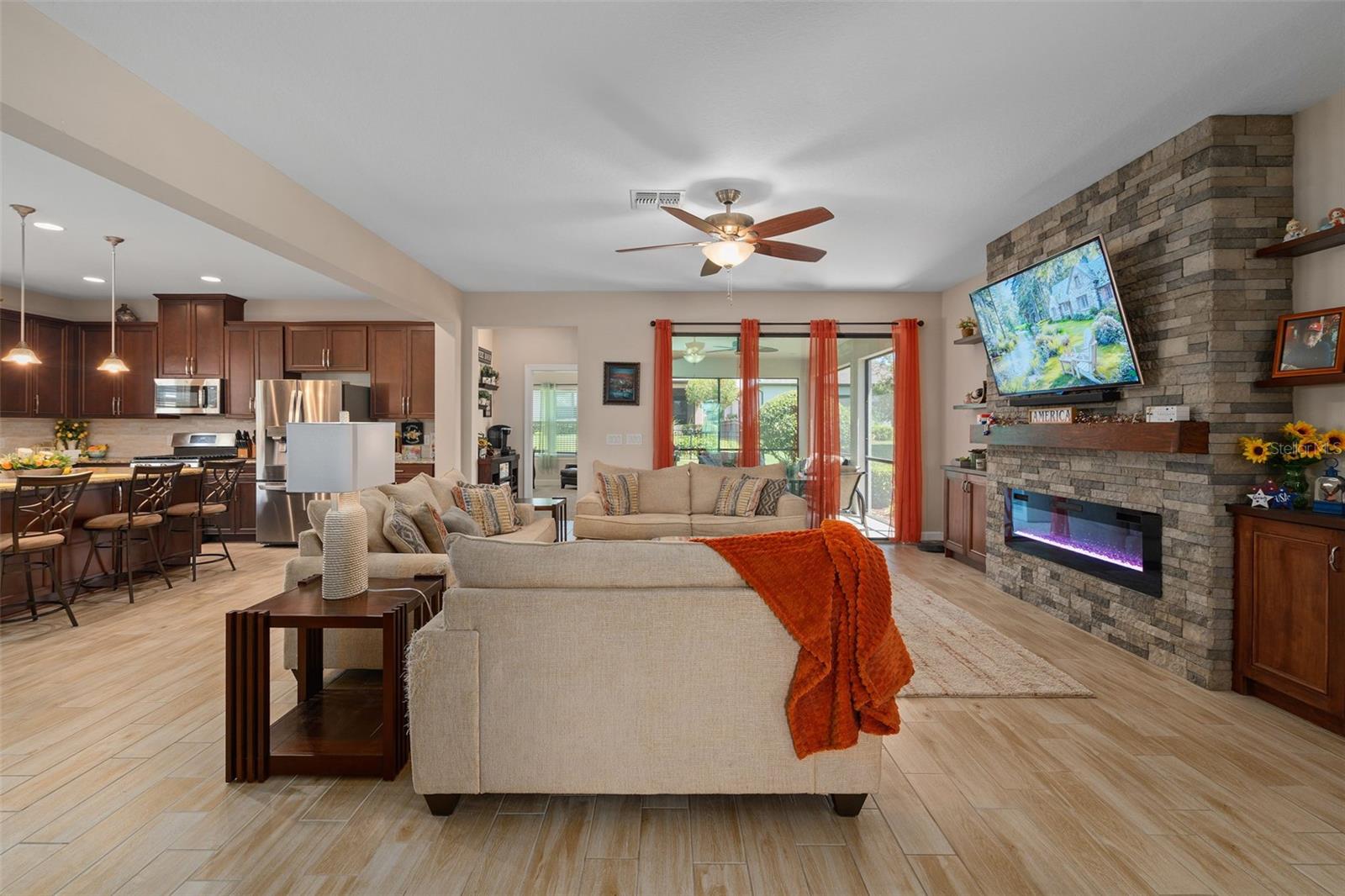 2330 Hamilton Ridge Rd Property Photo 6