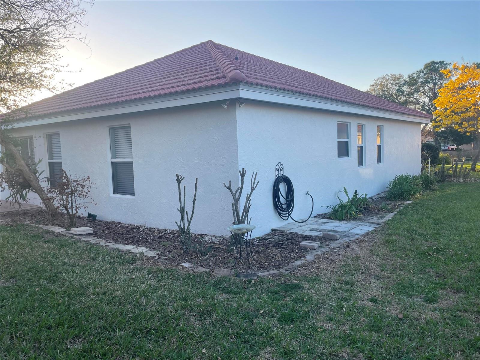 319 Niblick Cir Property Photo 27