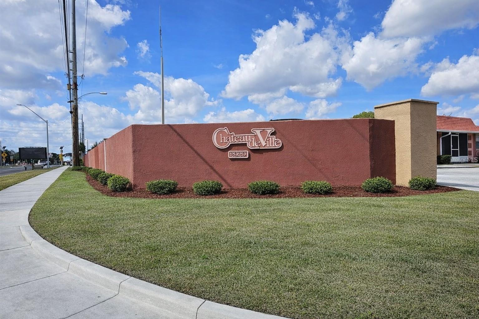 2929 W Oak Ridge Rd #e6 Property Photo