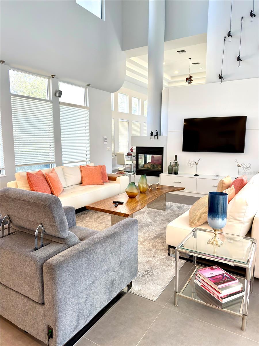 6049 Lady Bet Dr Property Photo 14