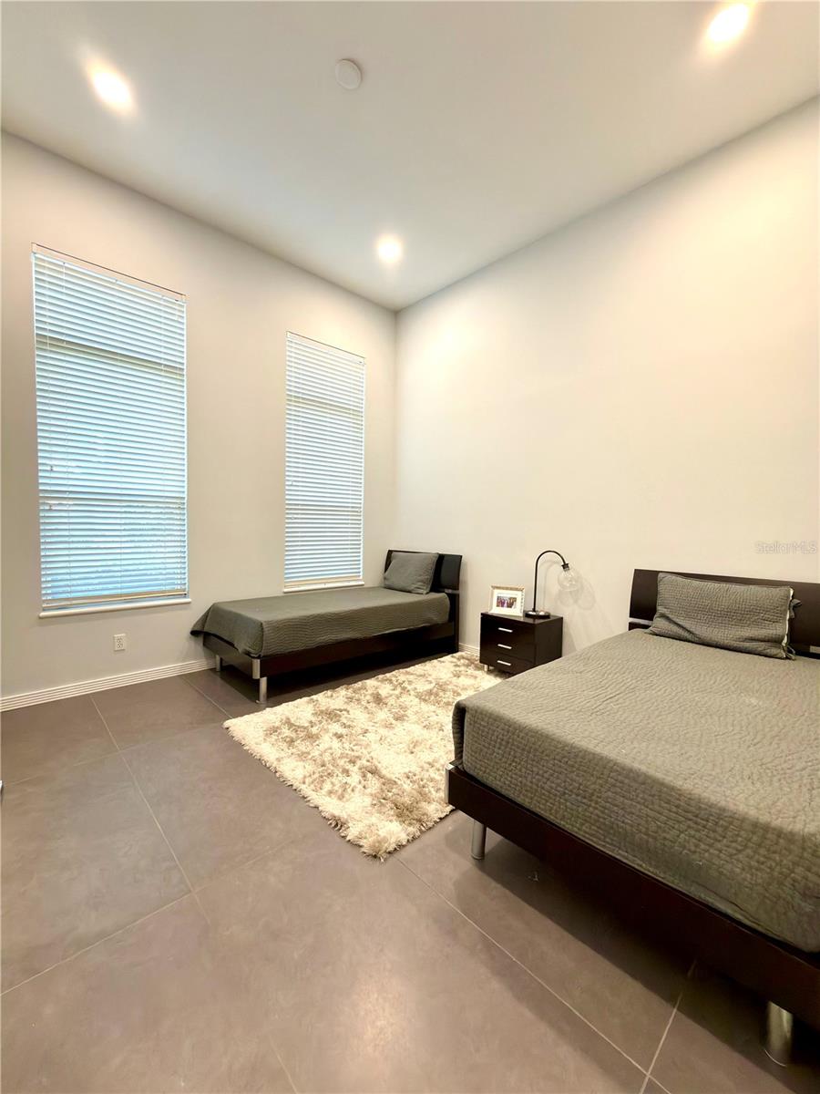 6049 Lady Bet Dr Property Photo 29