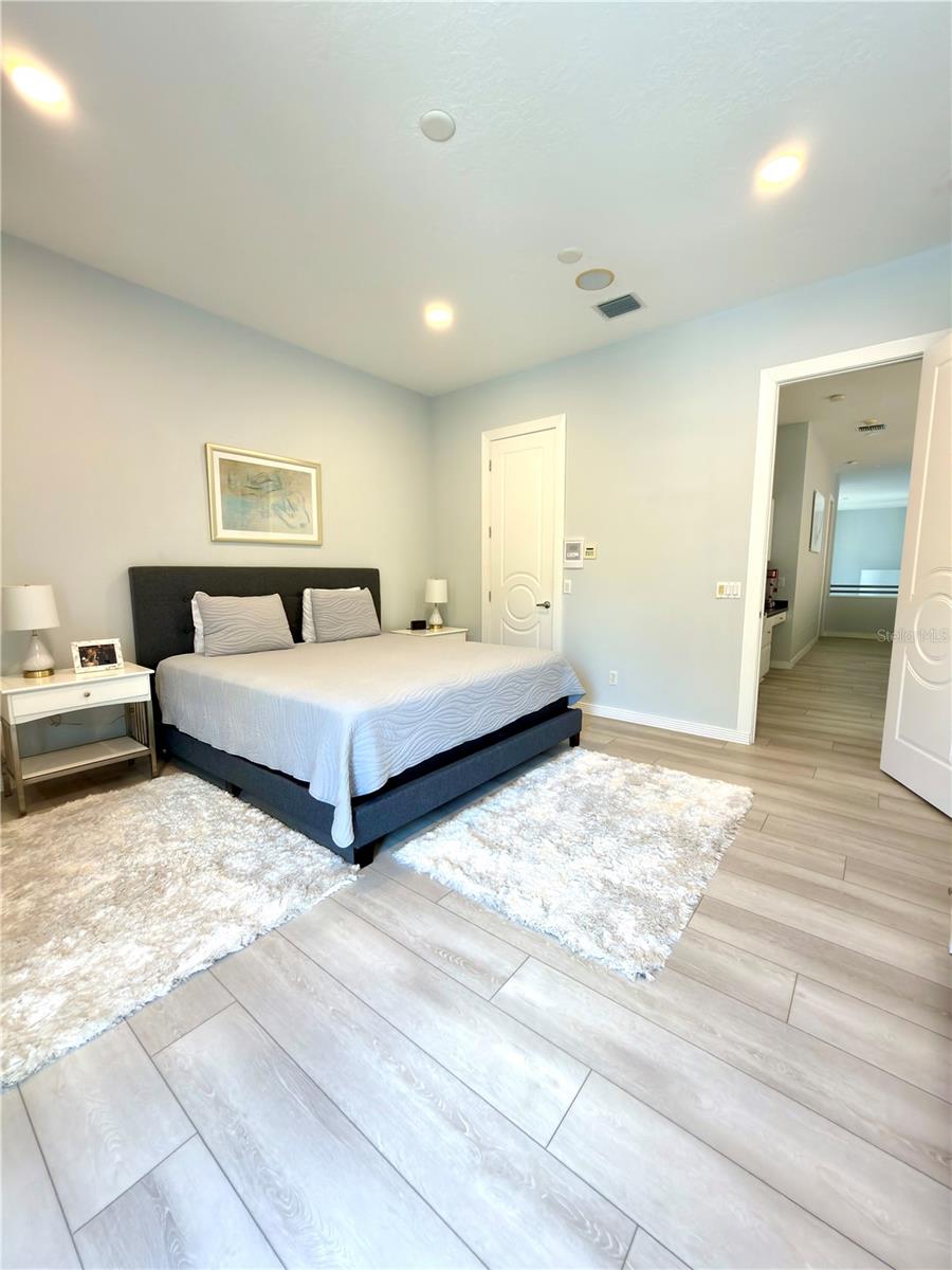 6049 Lady Bet Dr Property Photo 57