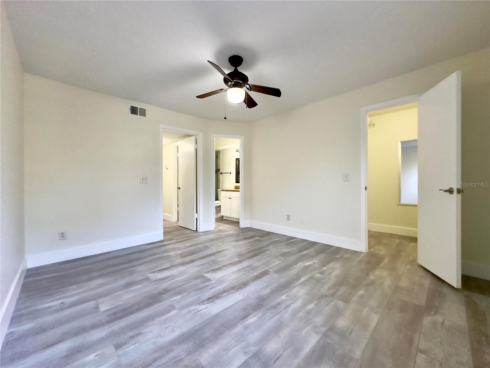 5140 Conroy Rd #27 Property Photo 16