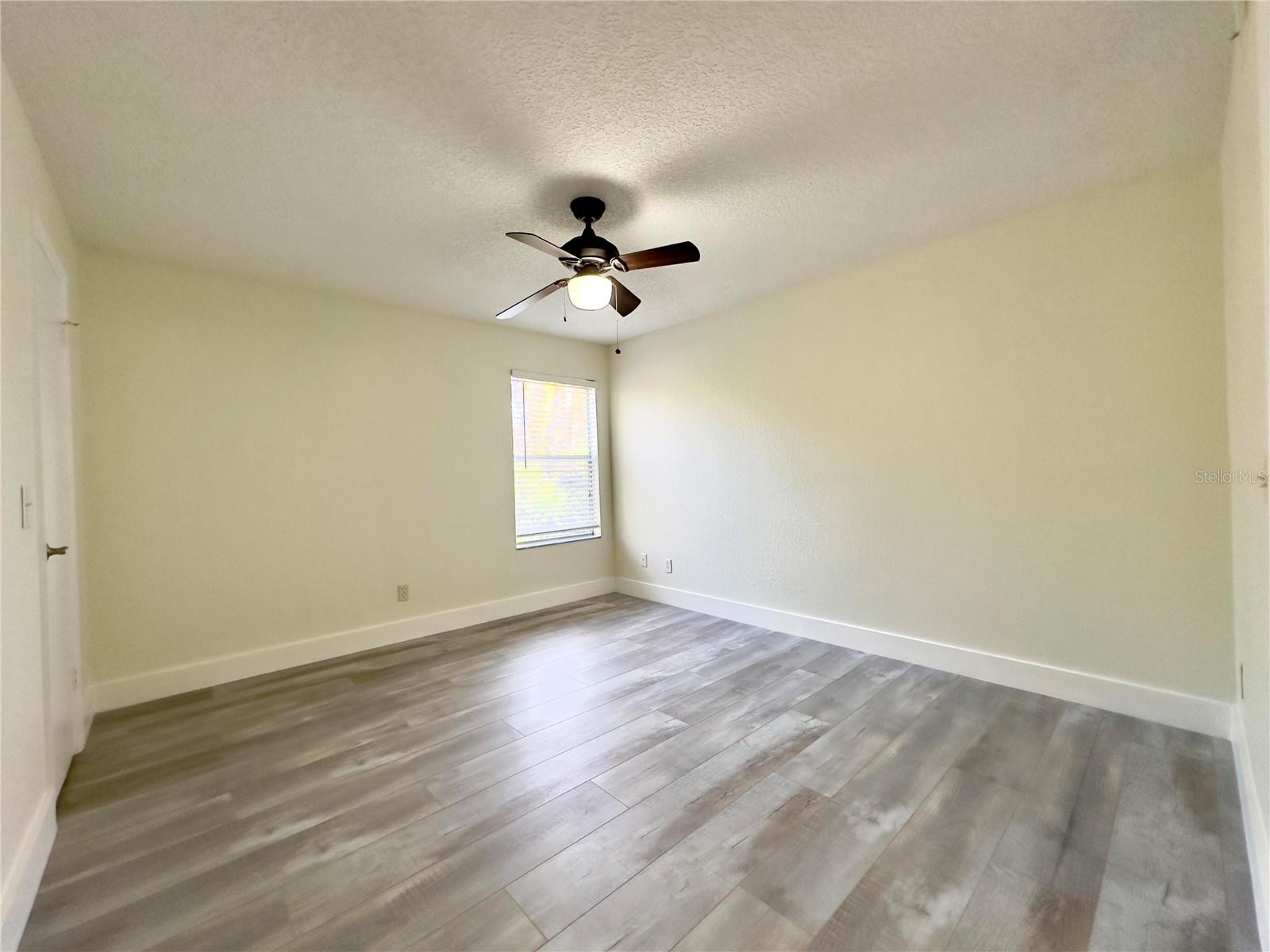 5140 Conroy Rd #27 Property Photo 17