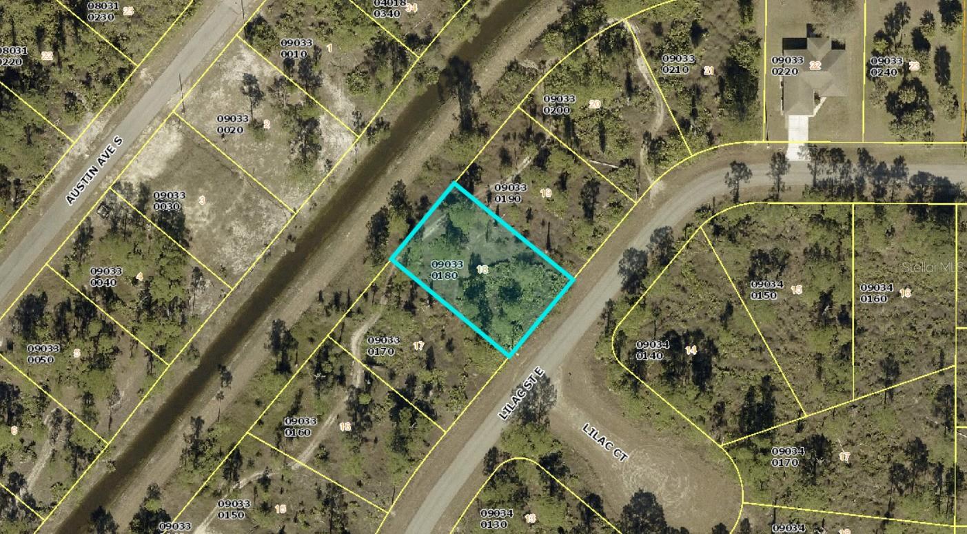 1049 Lilac St E Property Photo 1