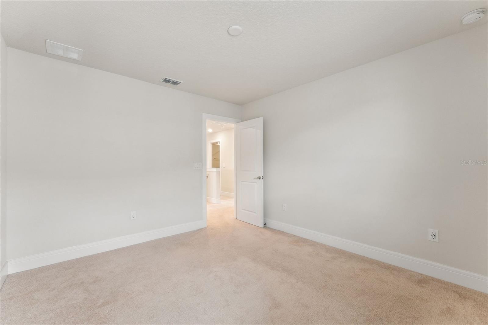 4008 Meandering Bay Dr Property Photo 18