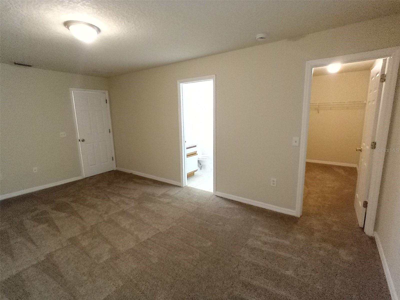 880 E Columbia Ave Property Photo 32