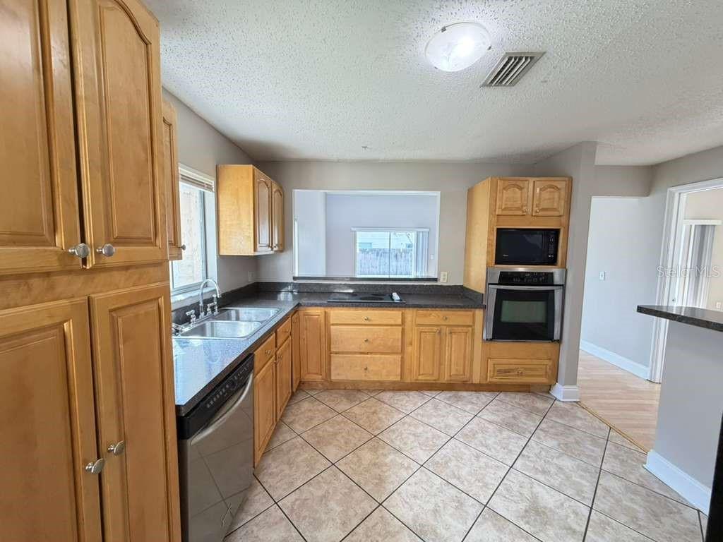 118 Dahlia Village Cir #79 Property Photo 12