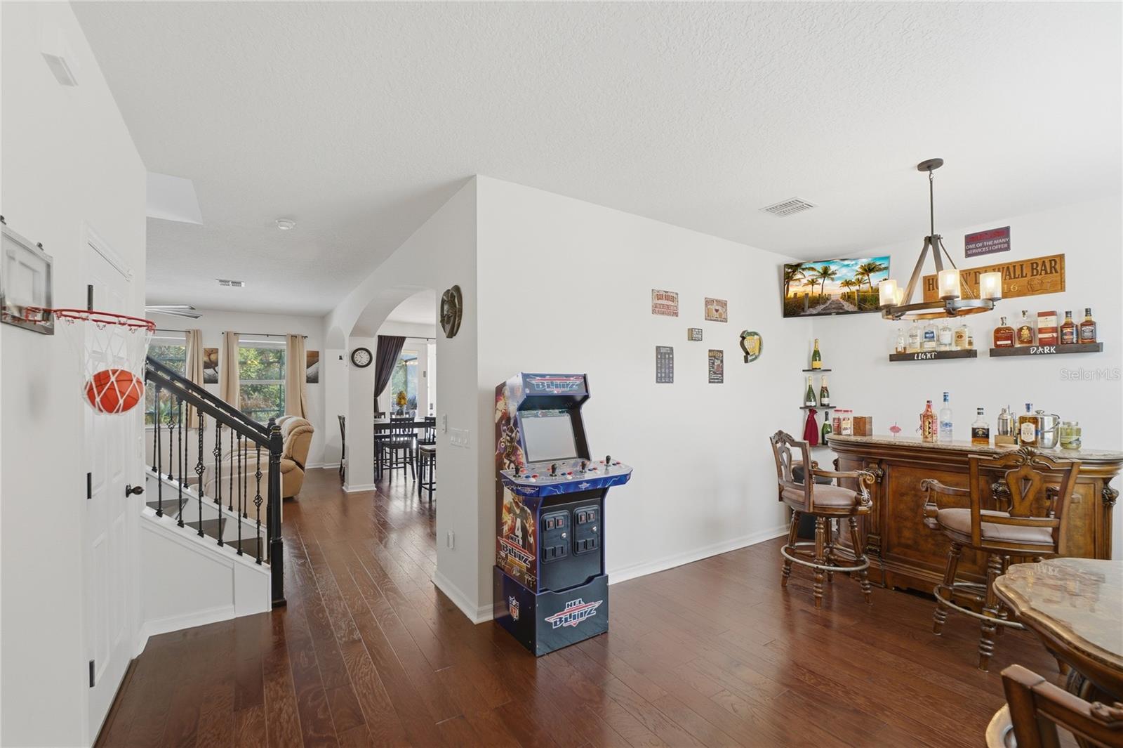 3129 Pinenut Dr Property Photo 6