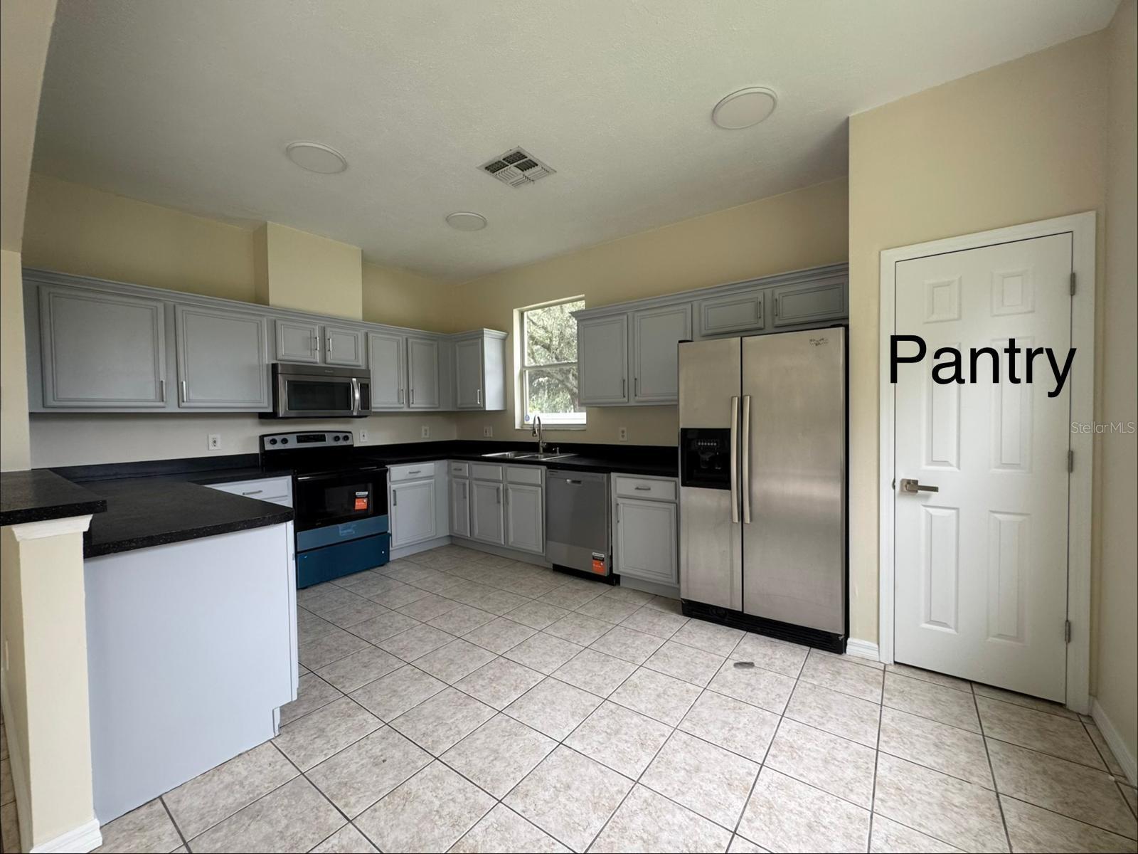13621 Tetherline Trl Property Photo 7