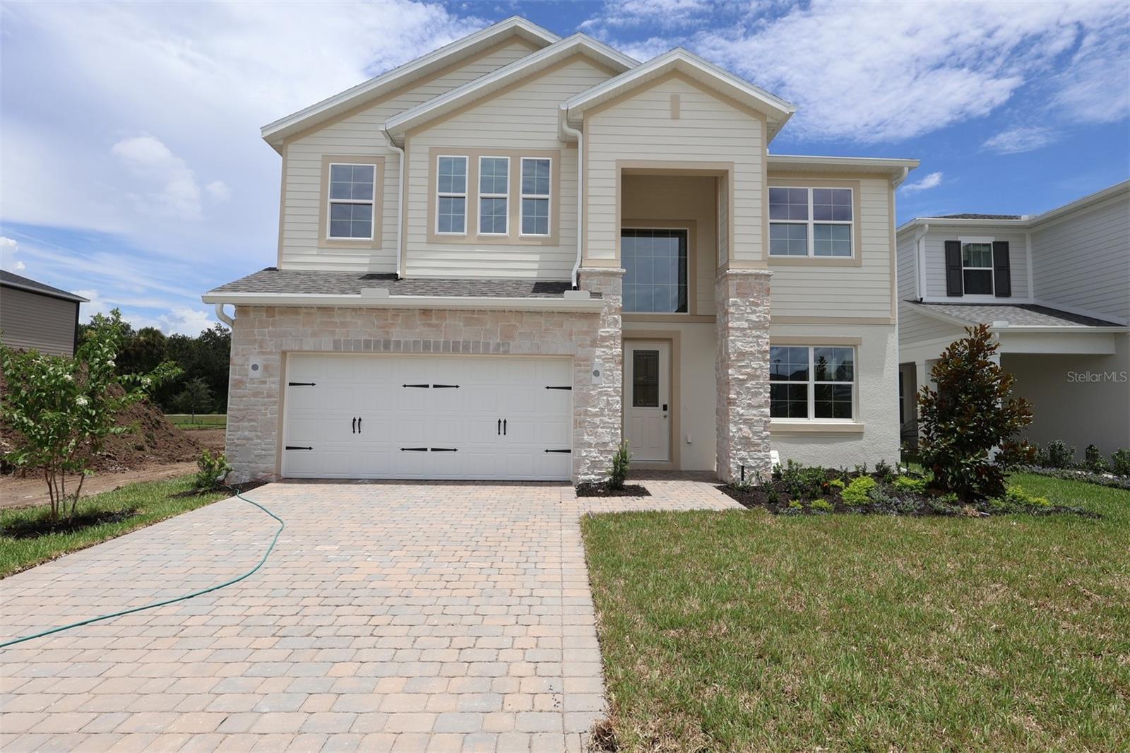 750 River Stone Trl Property Photo 1