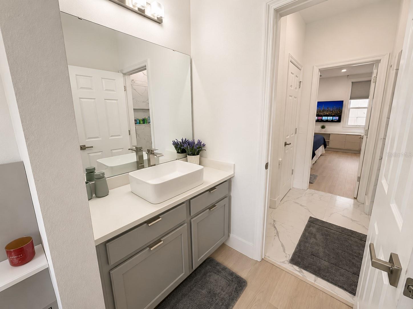 12640 Salomon Cove Dr Property Photo 42