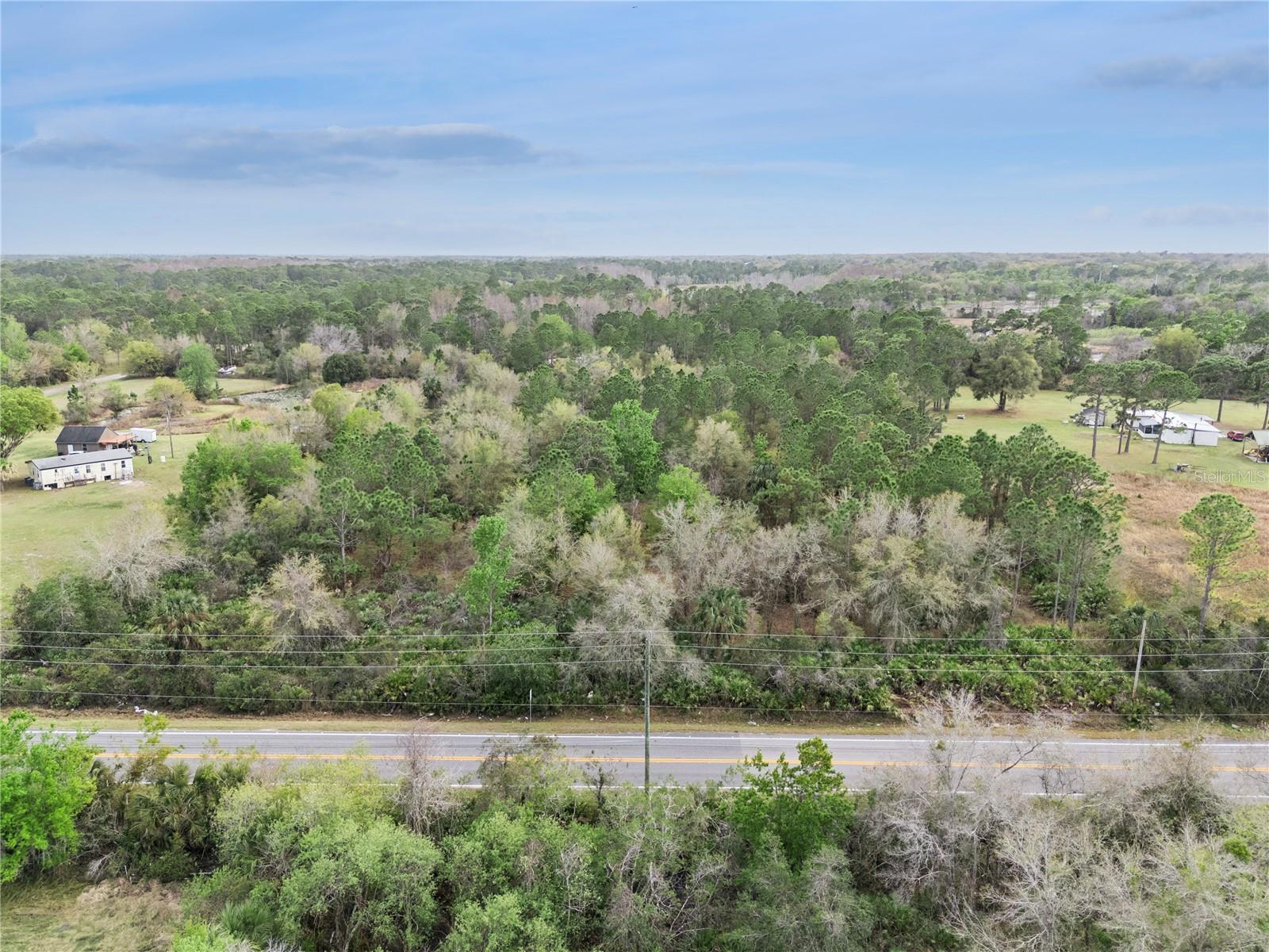 541 E Osceola Rd Property Photo 13
