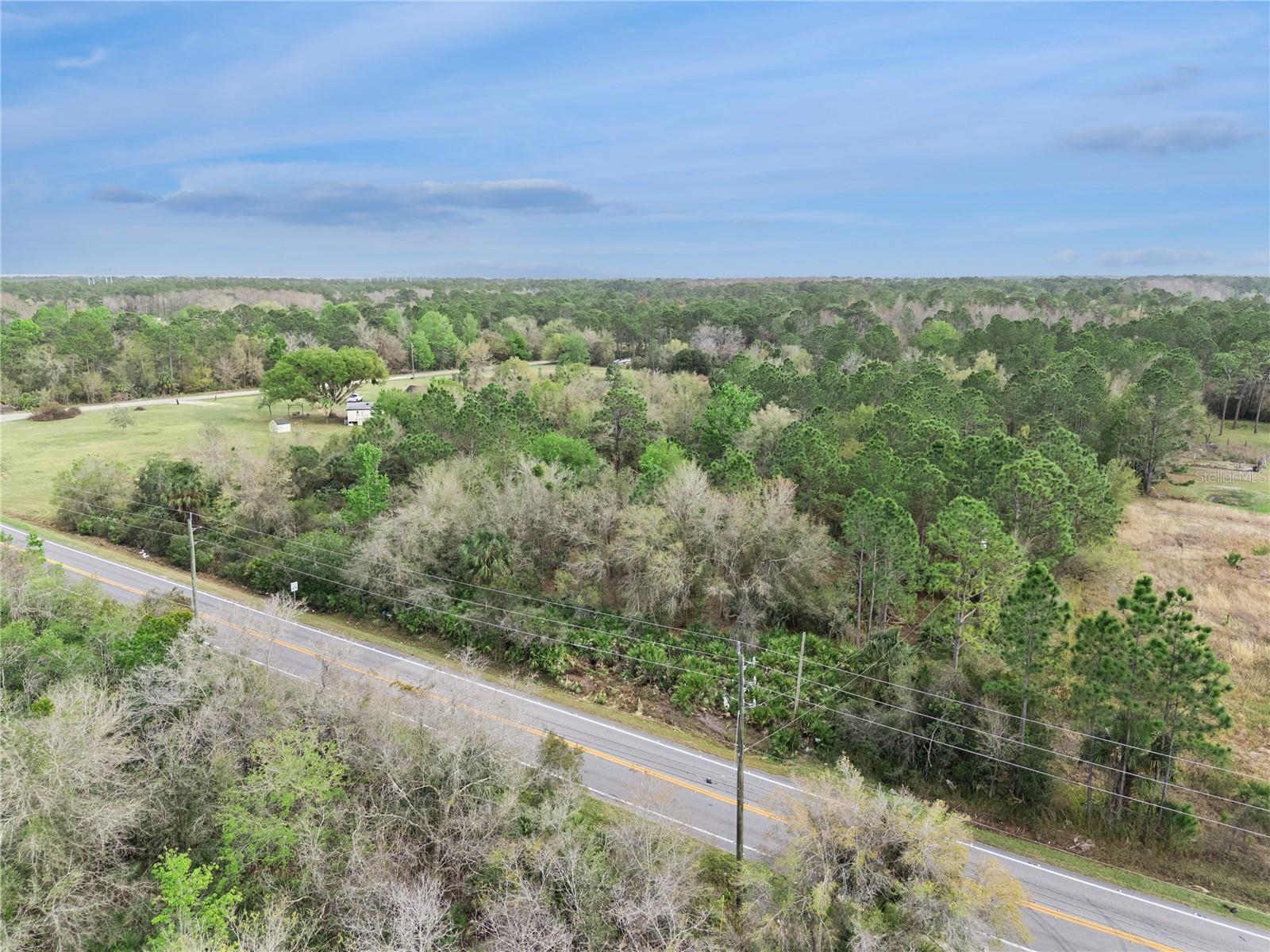 541 E Osceola Rd Property Photo 17