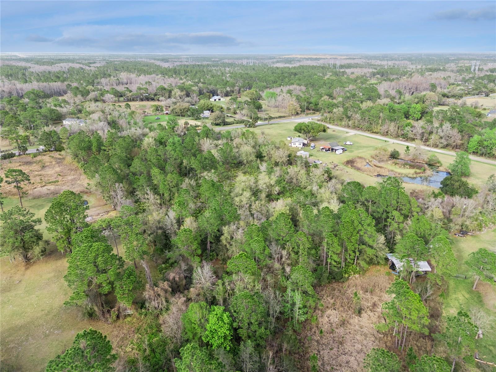 541 E Osceola Rd Property Photo 19