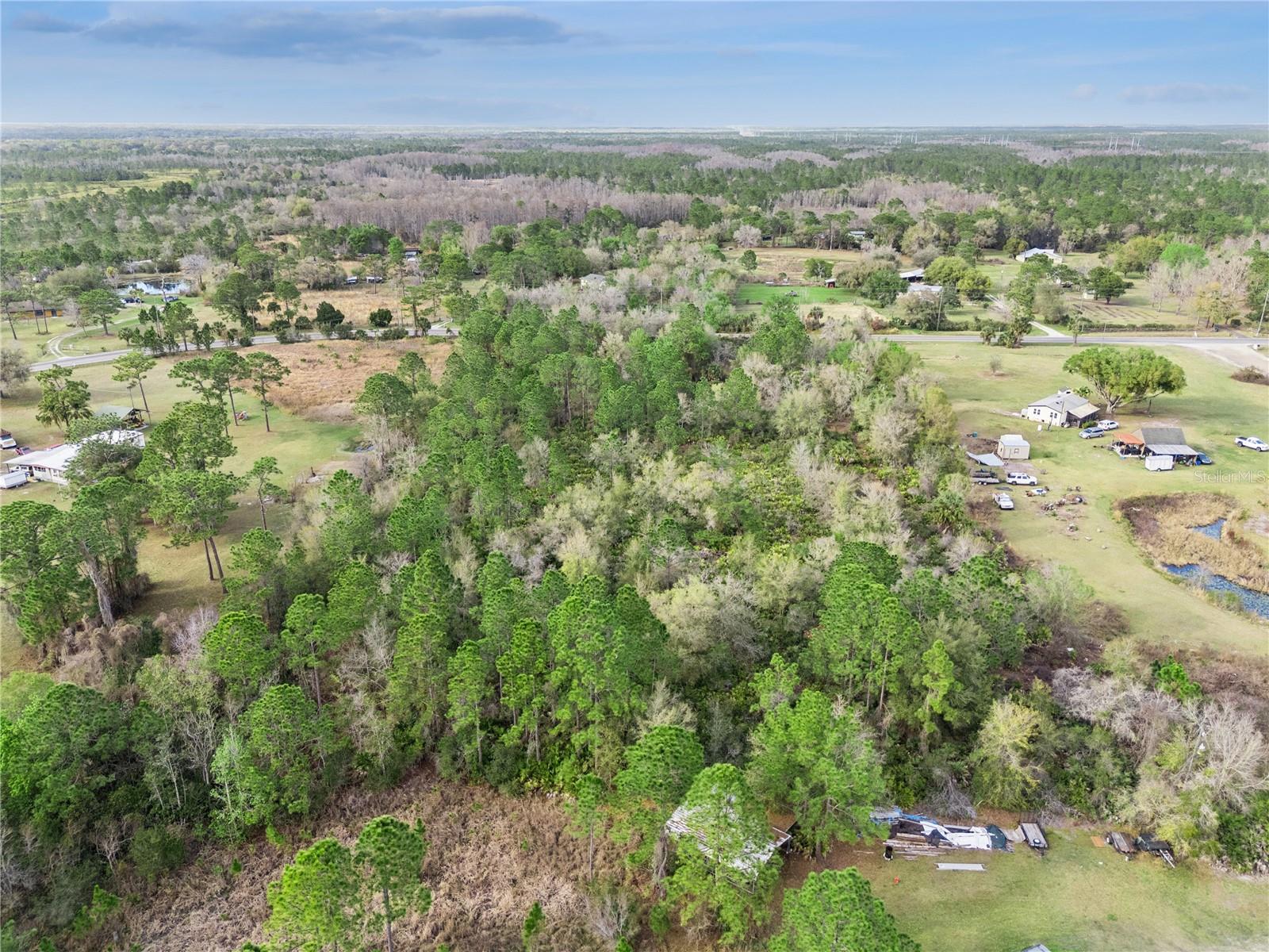 541 E Osceola Rd Property Photo 27