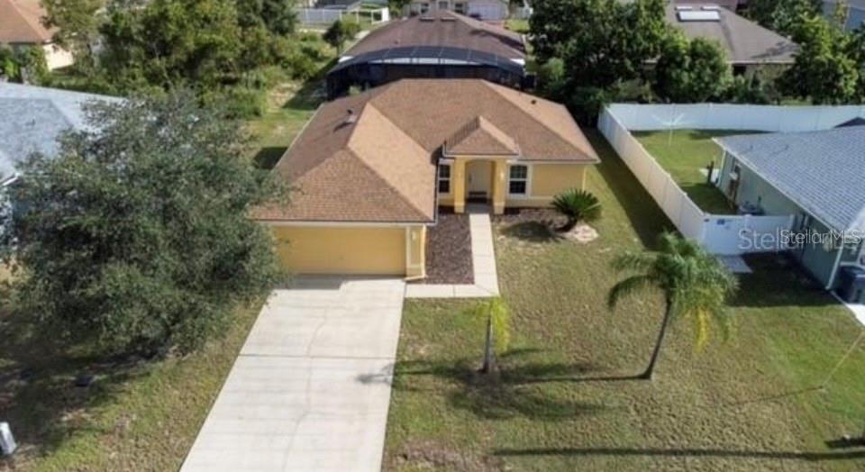 538 Lakeview Ct Property Photo 2