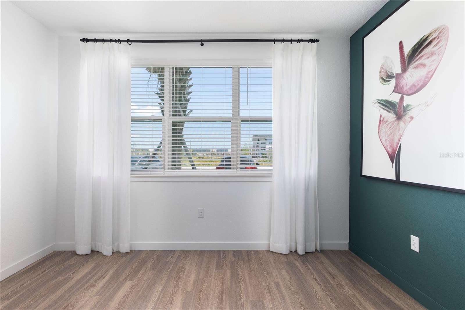 10105 Selten Way Property Photo 11