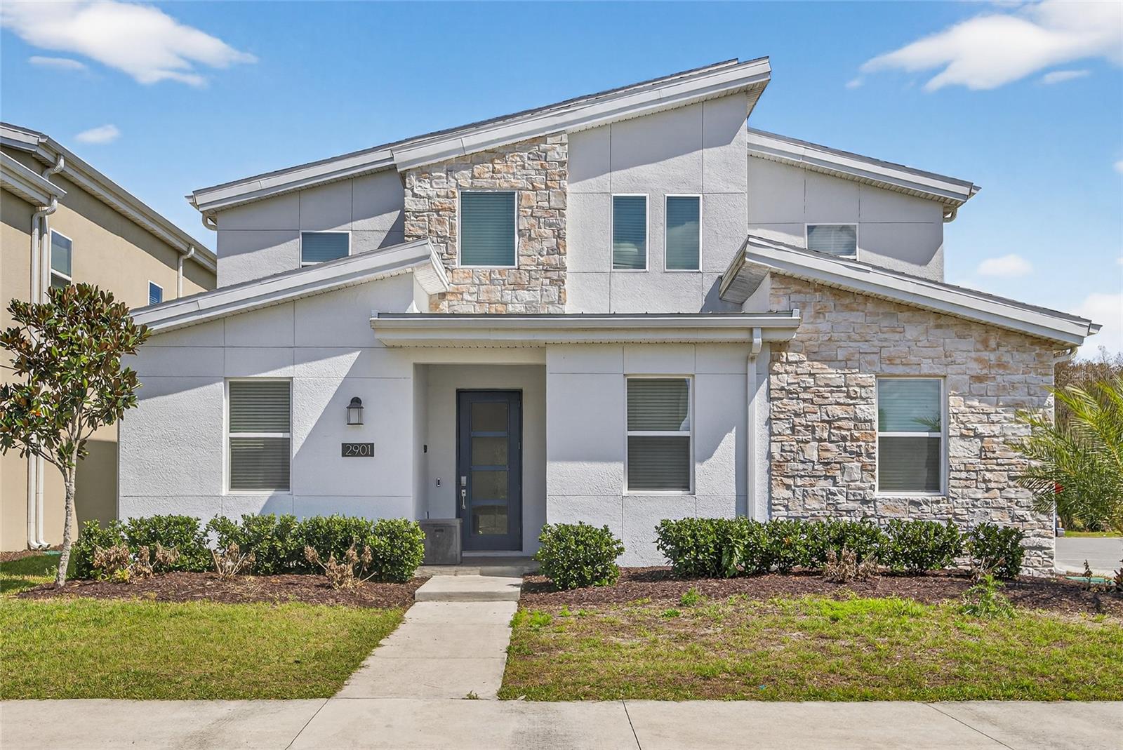 2901 PROTAGONIST ST Property Photo 1