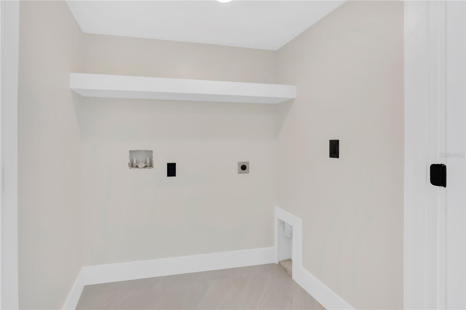 7300 Daniel Webster Dr #m7 Property Photo 17