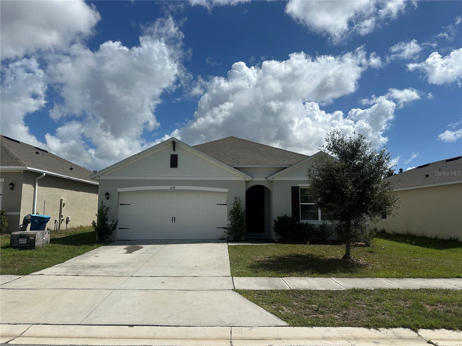 1292 Sugarwood St Property Photo 1