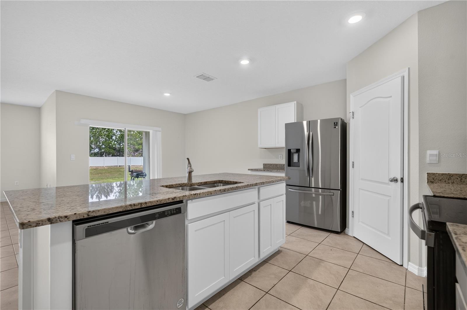 1292 Sugarwood St Property Photo 12