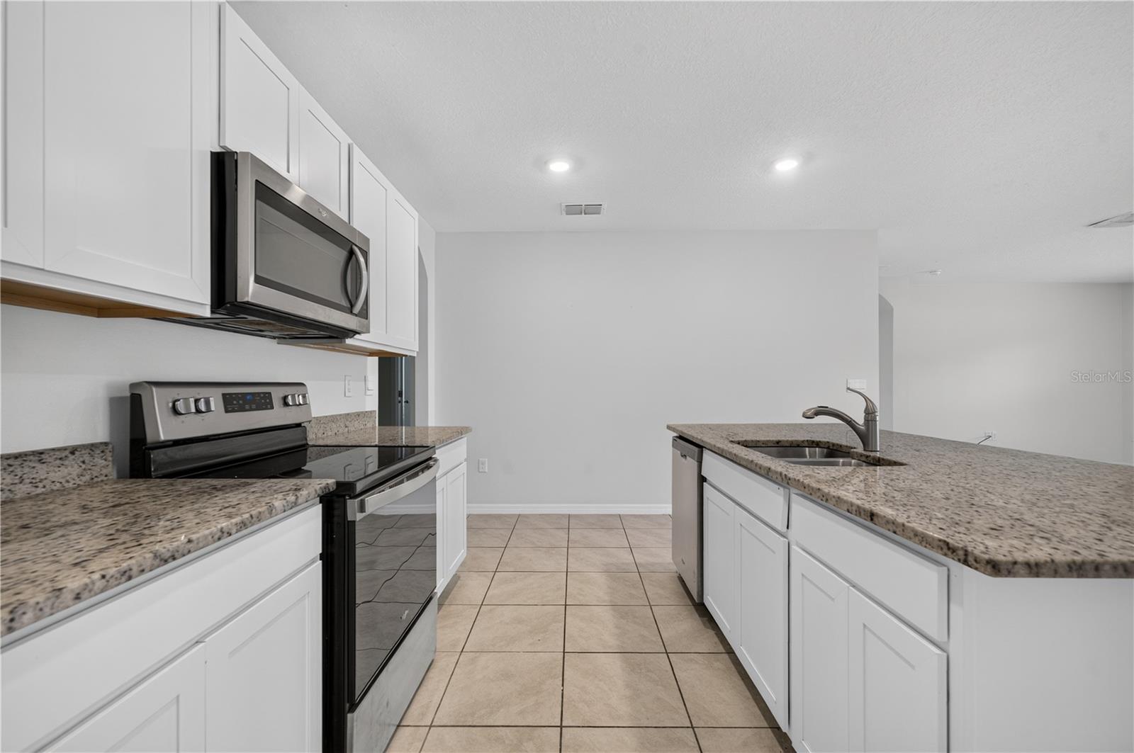 1292 Sugarwood St Property Photo 14