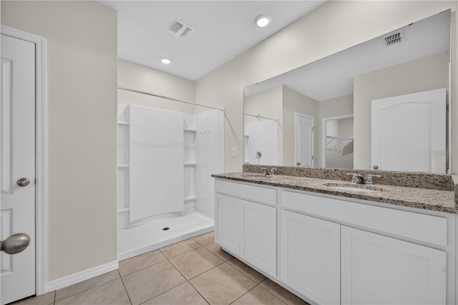 1292 Sugarwood St Property Photo 25