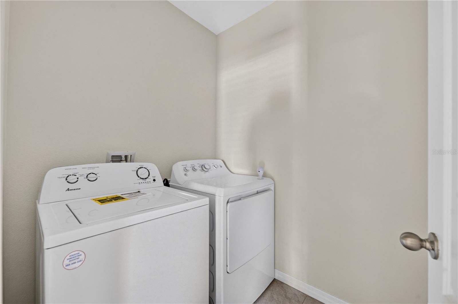 1292 Sugarwood St Property Photo 32