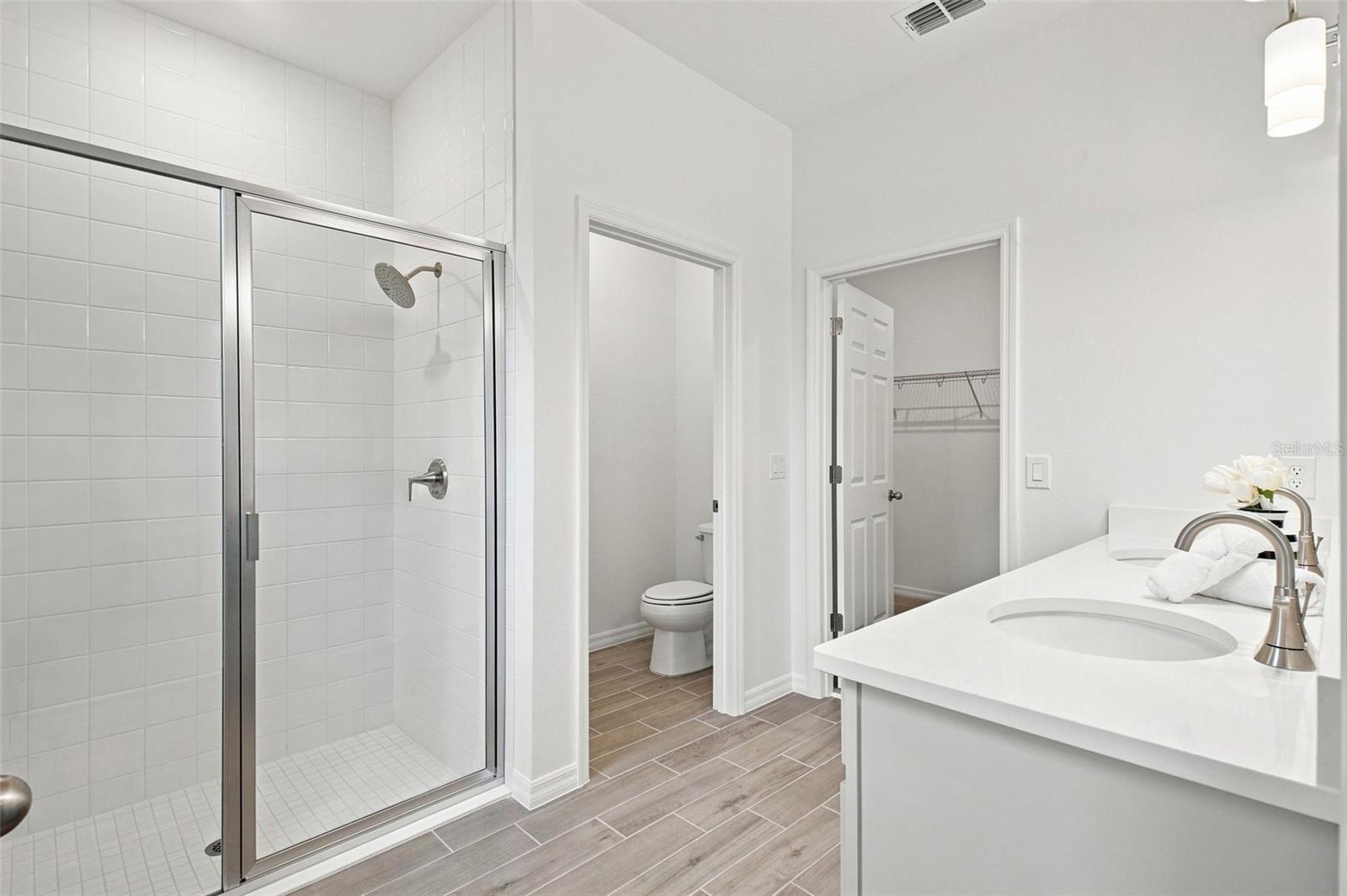 1868 Lattice Way Property Photo 11